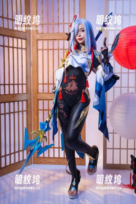 天使降临：Umeko J写真合集中的美好与调皮